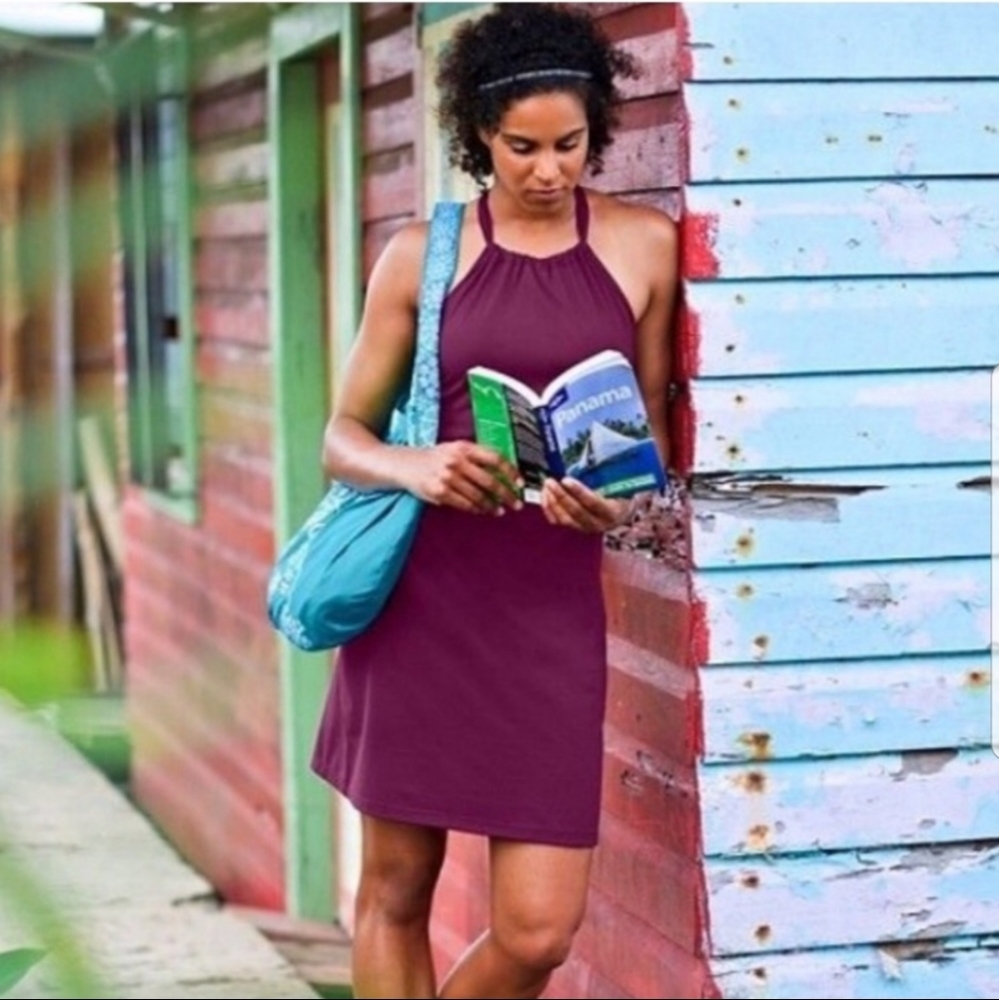 Athleta Kokomo Raspberry Swim Dress Size M ❤❤